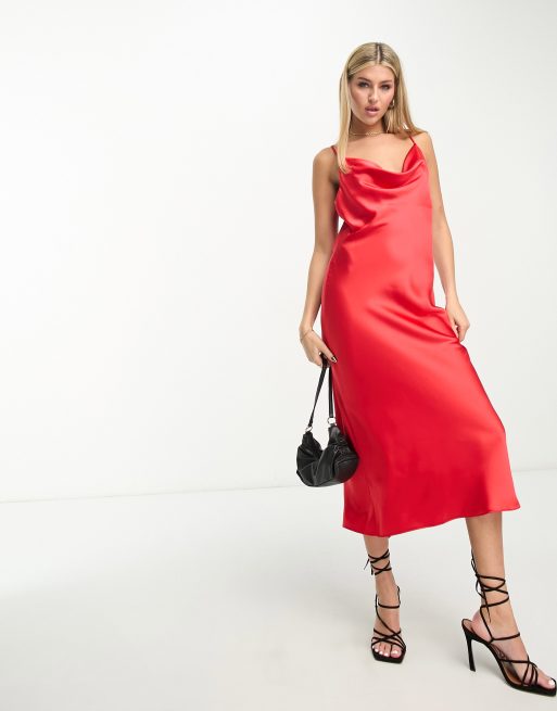 New Look - Vestito sottoveste con scollo ad anello in raso rosso