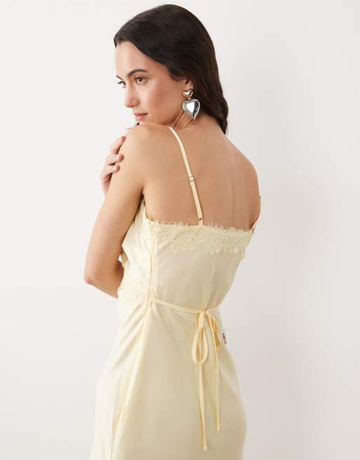 New Look - Vestito sottoveste midi giallo chiaro con finiture in pizzo, 4 di 4
