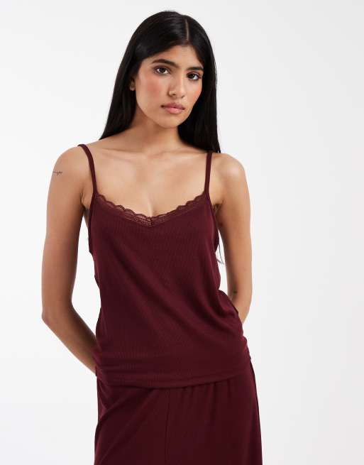 New Look – Vinröd pyjamas med spetsdetalj, 2 av 4