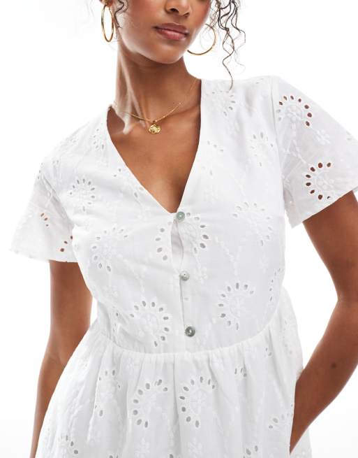New Look – Vit, broderad miniklänning med smock, 2 av 4