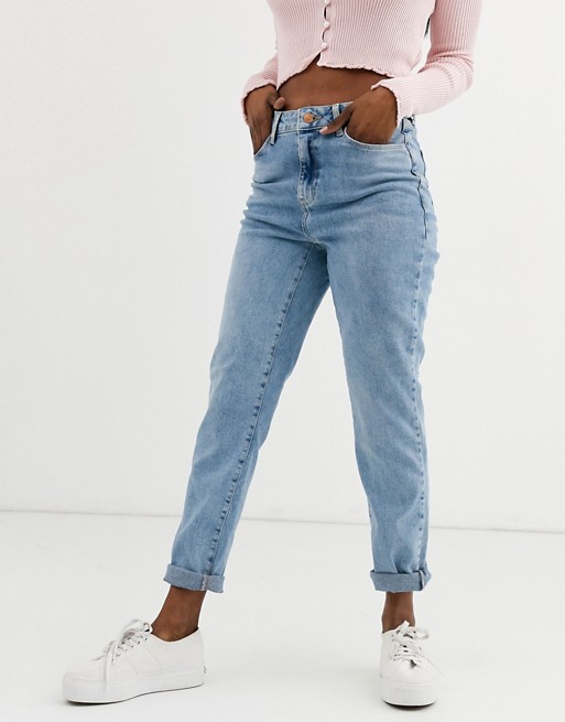 New Look waist enhance mom jean in light blue
