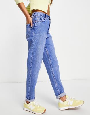 New Look Waist Enhance Mom Jeans In Medium Wash Blue