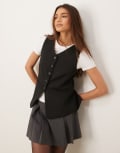 [New Look] New Look Waistcoat in Black 6 BLACK