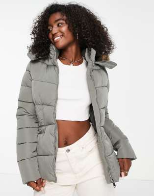 Black puffer jacket with white fur hood new arrivals