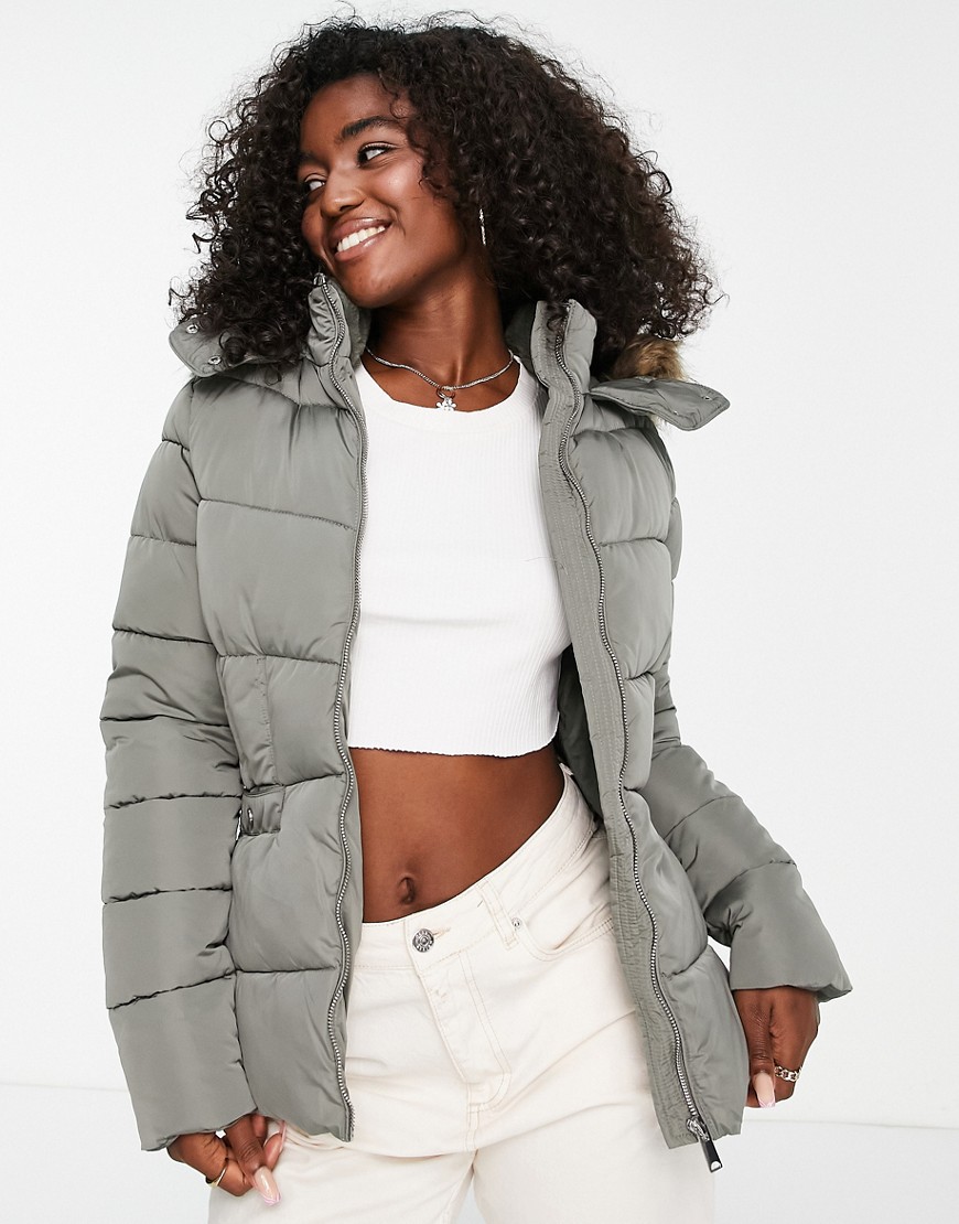 New Look waisted puffer coat with faux fur hood in gray-Green