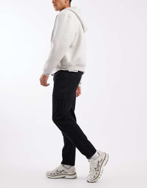 New Look washed cargo pants in black, 3 of 5