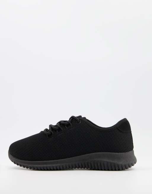 New Look – Weiche Sneaker in Schwarz