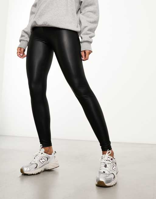 New Look faux leather leggings in black