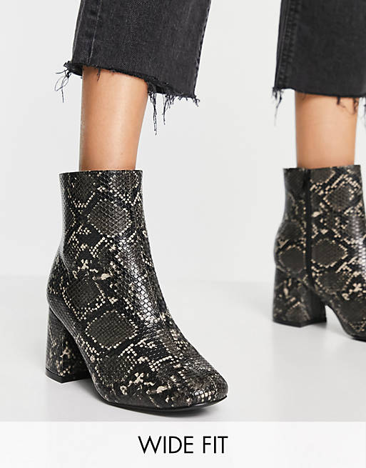 New Look wide fit ankle boots in snake