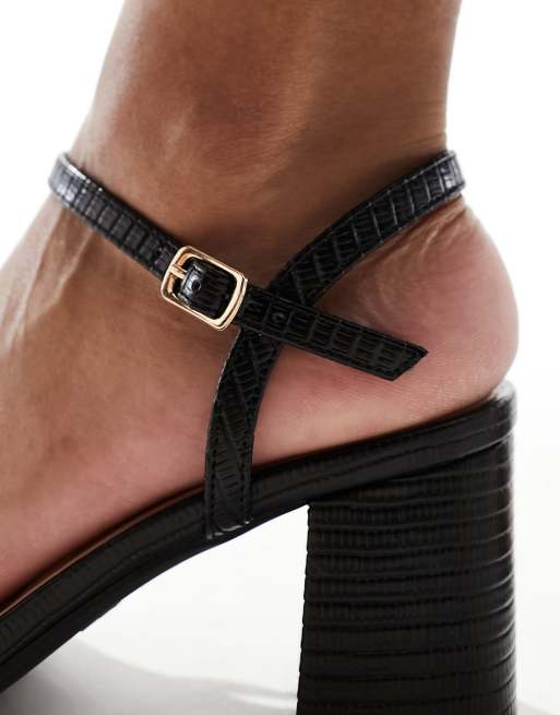 New Look Wide Fit block heel sandal with multistrap detail in black