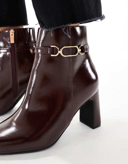 New Look Wide Fit - Bordeaux støvler med hæl og spænder, 3 af 4