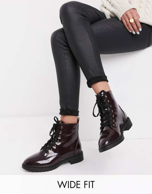 New Look Wide Fit Bottines plates vernies lacets Bordeaux ASOS