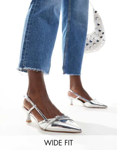 New Look Wide fit buckled heeled shoe in silver - view 1