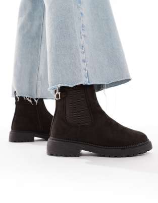 New Look Wide Fit - Chelsea Boot in Braun aus Wildlederimitat mit dicker Sohle, weite Passform-Brown