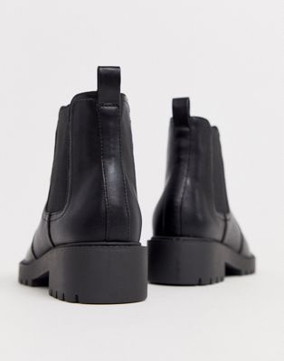 chunky chelsea boots flat