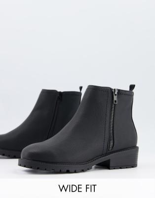 New Look Wide Fit New Look Wide Fit flat side zip chunky worker boots in black