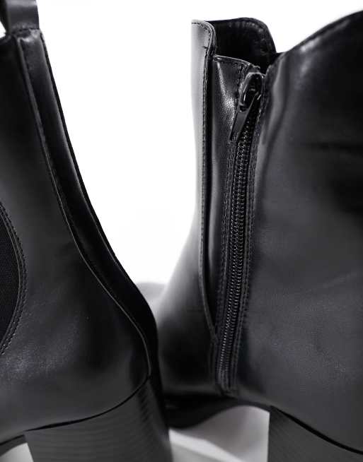 New Look Wide Fit heeled chelsea boots in black, 3 of 4