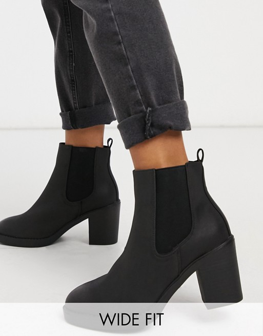New look Wide Fit heeled chelsea boots in black