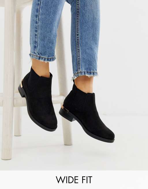 New Look wide fit metal detail chelsea boot in black | ASOS