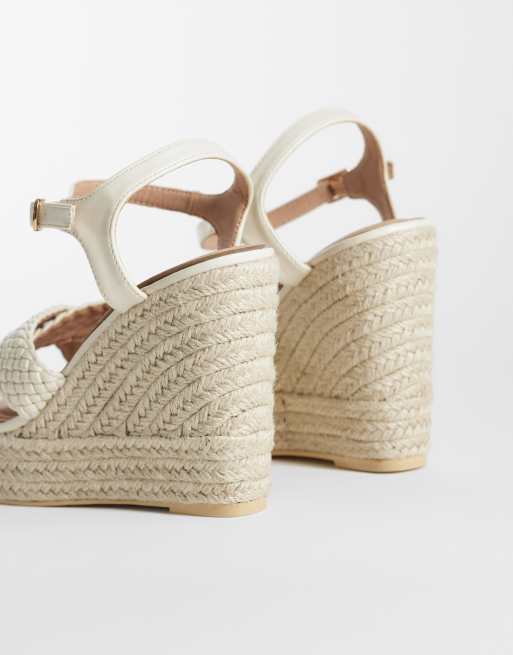 New Look Wide Fit plaited strap espadrille wedge sandal in off white, 2 of 4