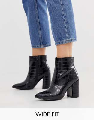 new look pointed block heeled boots in black croc