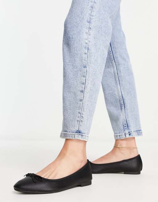 New Look Wide Fit PU ballet shoes in black, 2 of 4