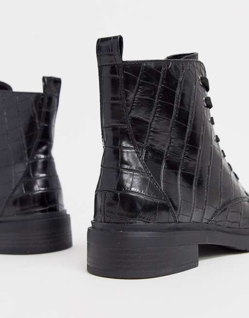 New Look Wide Fit - Scarponcini da trekking bassi stringati neri, 4 di 4