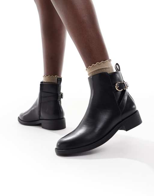New Look Wide Fit - Stivaletti bassi neri con fibbia a pianta larga
