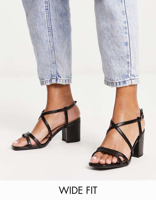 New Look Wide Fit – Svarta, halvhöga klacksandaler med remmar