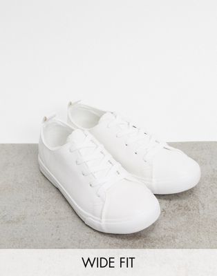 New Look Wide Fit trainers in white