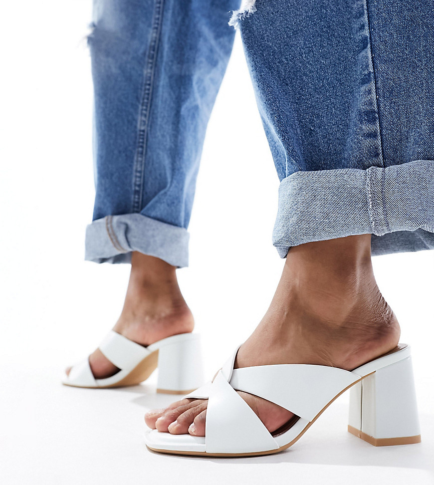 New Look Wide Fit twist front heeled mule in white