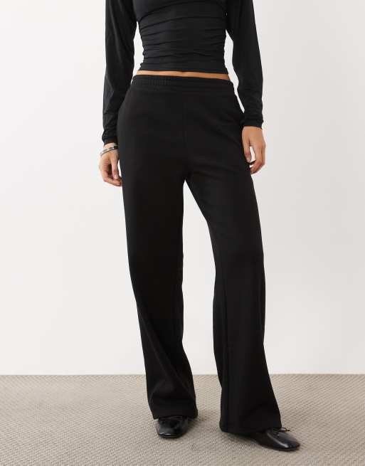 New Look wide leg jogger in black, 2 of 5