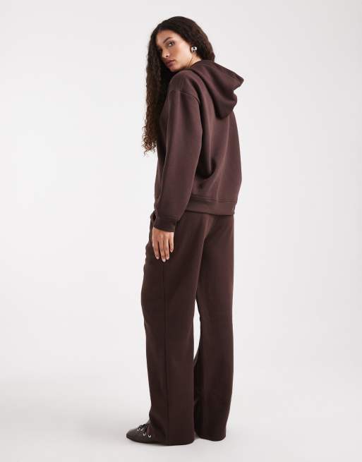 New Look wide leg jogger in brown, 4 of 5