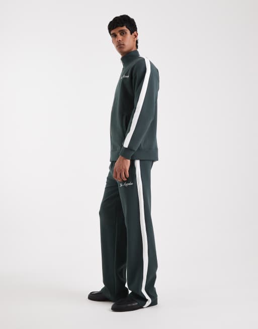 New Look wide leg joggers co-ord in dark green, 3 of 5