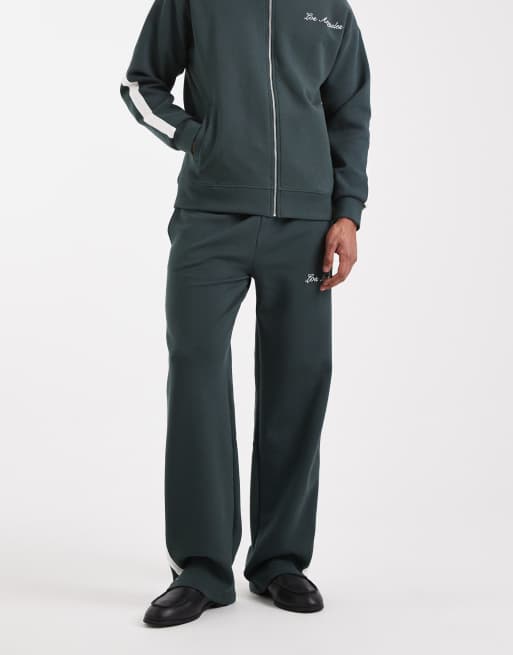 New Look wide leg joggers co-ord in dark green, 5 of 5