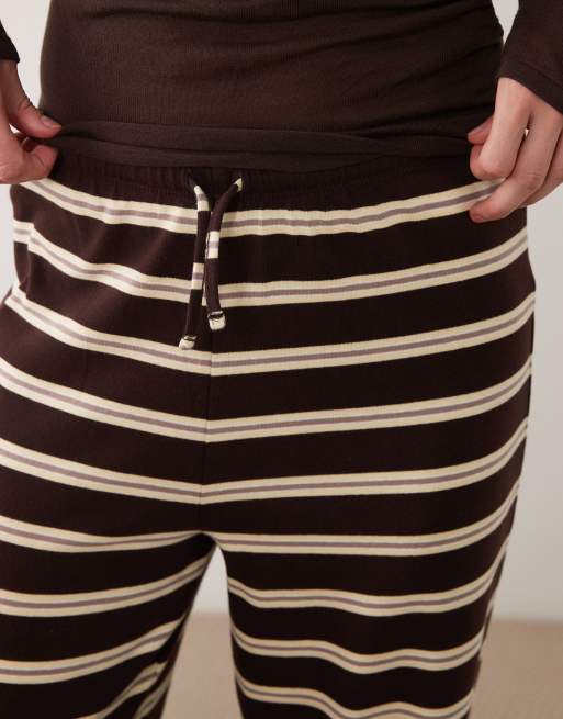 New Look wide leg pant co-ord in brown & yellow stripe, 4 of 5