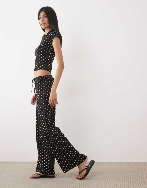 New Look slash neck tee and wide leg pants set in black polka dot, 2 of 3