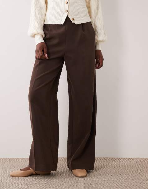 New Look wide leg pull on trouser in dark brown - view 1