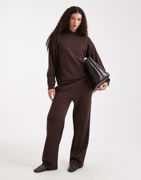 New Look wide leg trackies in brown - view 1
