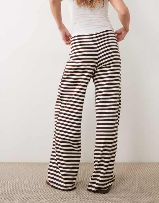 New Look wide leg trouser co-ord in brown stripe, 2 of 5