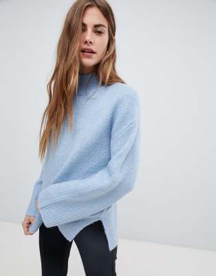 wide sleeve sweatshirt