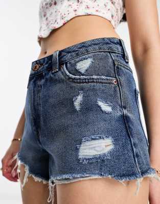 New Look - Zerrissene Mom-Shorts aus Denim in Vintage-Blau