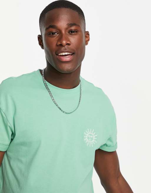 New Look – Zielony T-shirt z wyhaftowanym słońcem