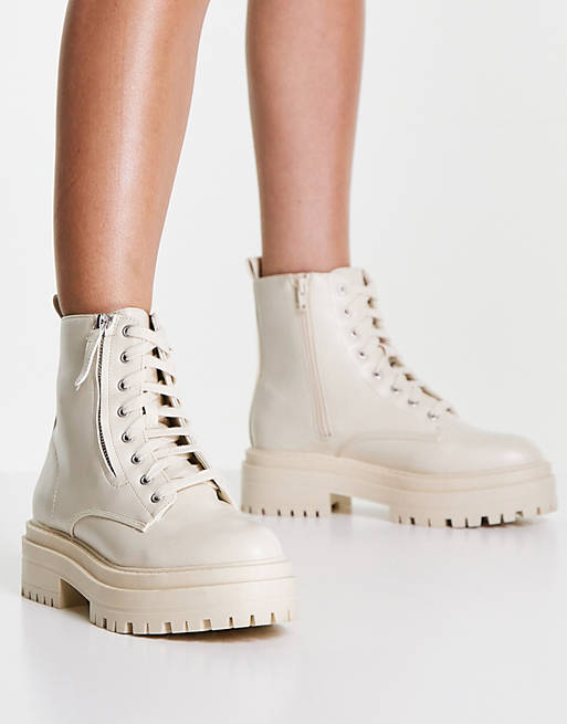 New Look zip detail lace up chunky flat boot in white