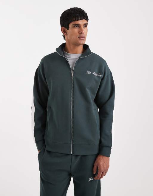 New Look zip up sweatshirt and jogger co-ord in dark green, 2 of 3