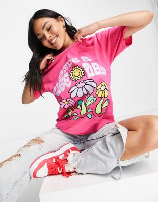 New Love Club oversized t-shirt with nice day graphic in pink