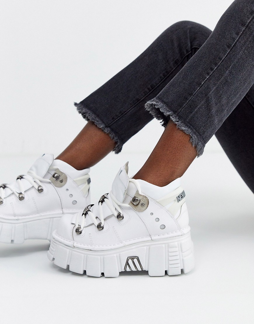 New Rock - Sneakers stringate in pelle bianca con suola spessa-Bianco