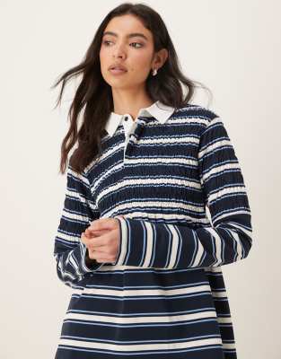 - -       NIA Barrington navy