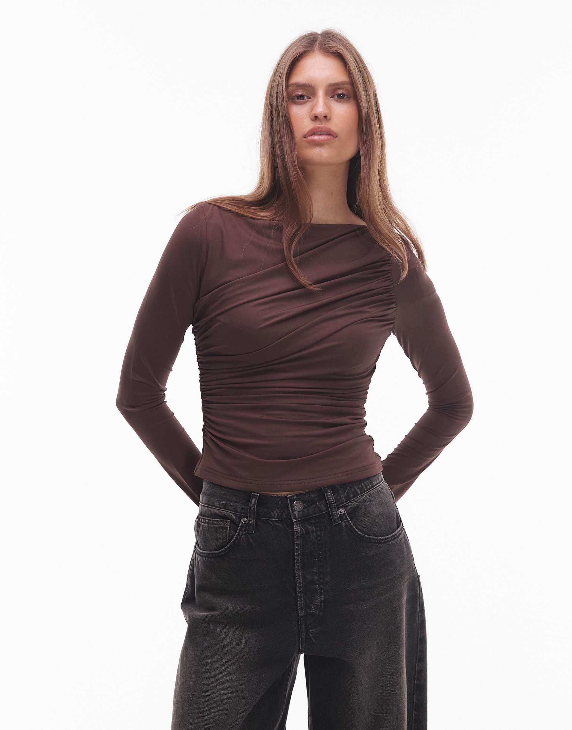 nia isabeau boat neck long sleeve top in espresso