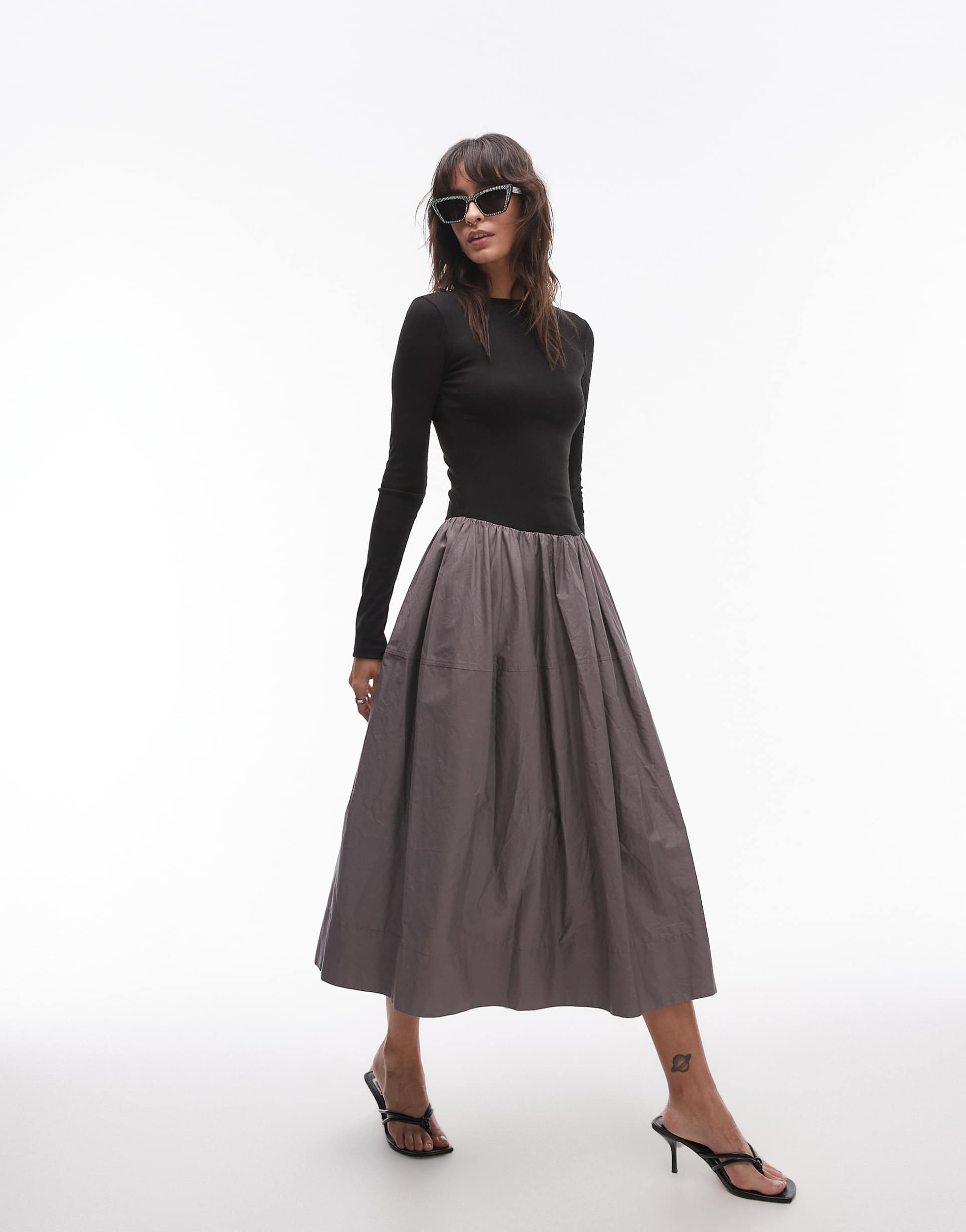 nia pixi long sleeve volume midaxi dress in black and gray
